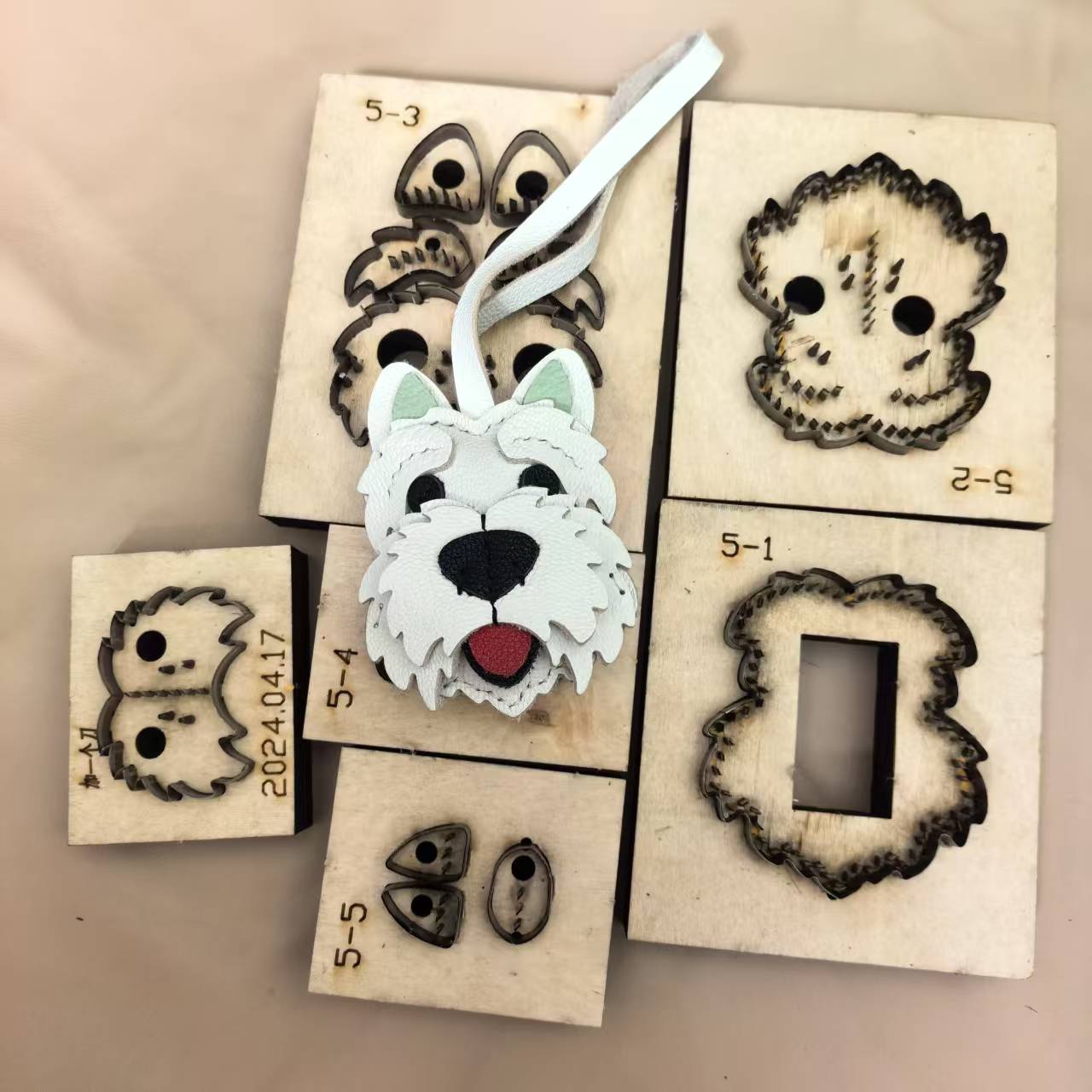 แม่พิมพ์ตัดไม้รูปสุนัขเวสตี้น่ - Insect Hotel Wood บทวิจารณ์และราคา